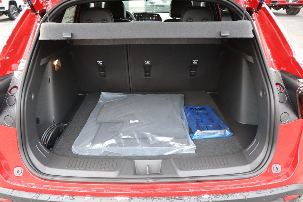 New 2026 Chevrolet Trax RS w/ Driver Confidence Package image 21