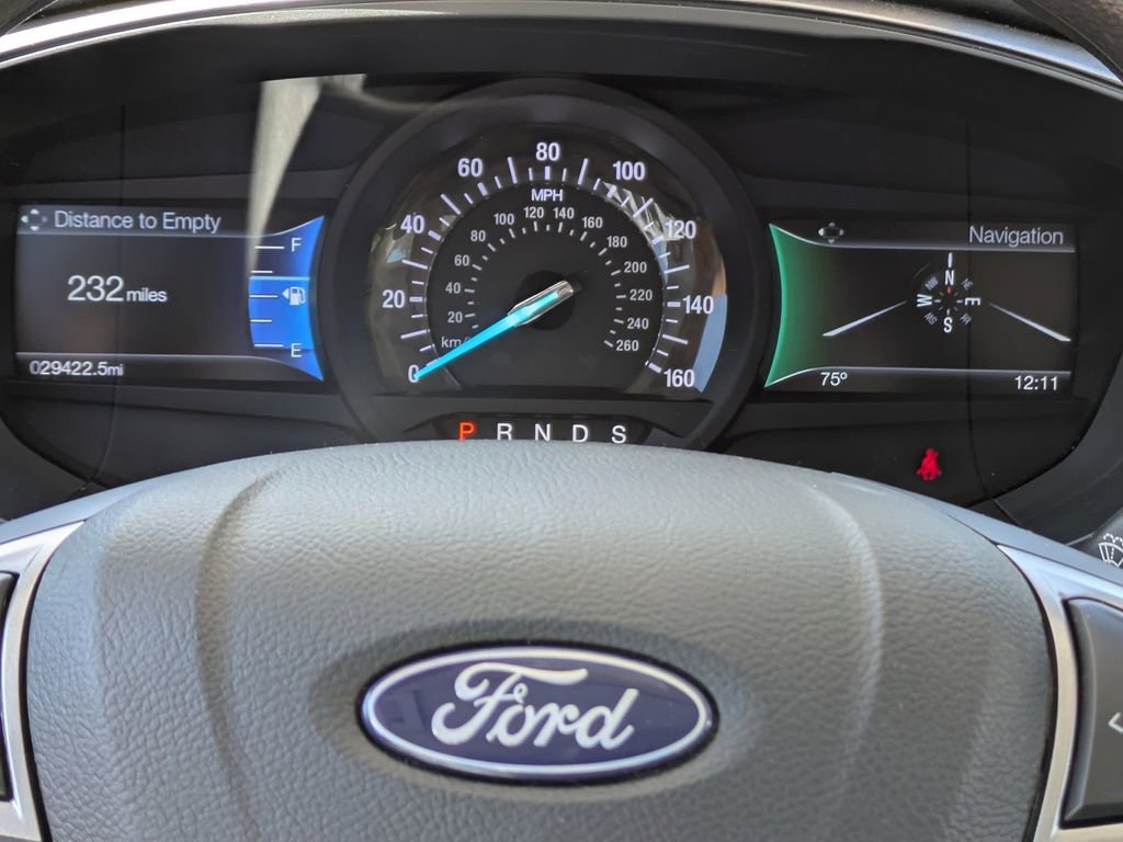 Used 2018 Ford Fusion SE w/ Fusion SE Technology Package FWD image 25