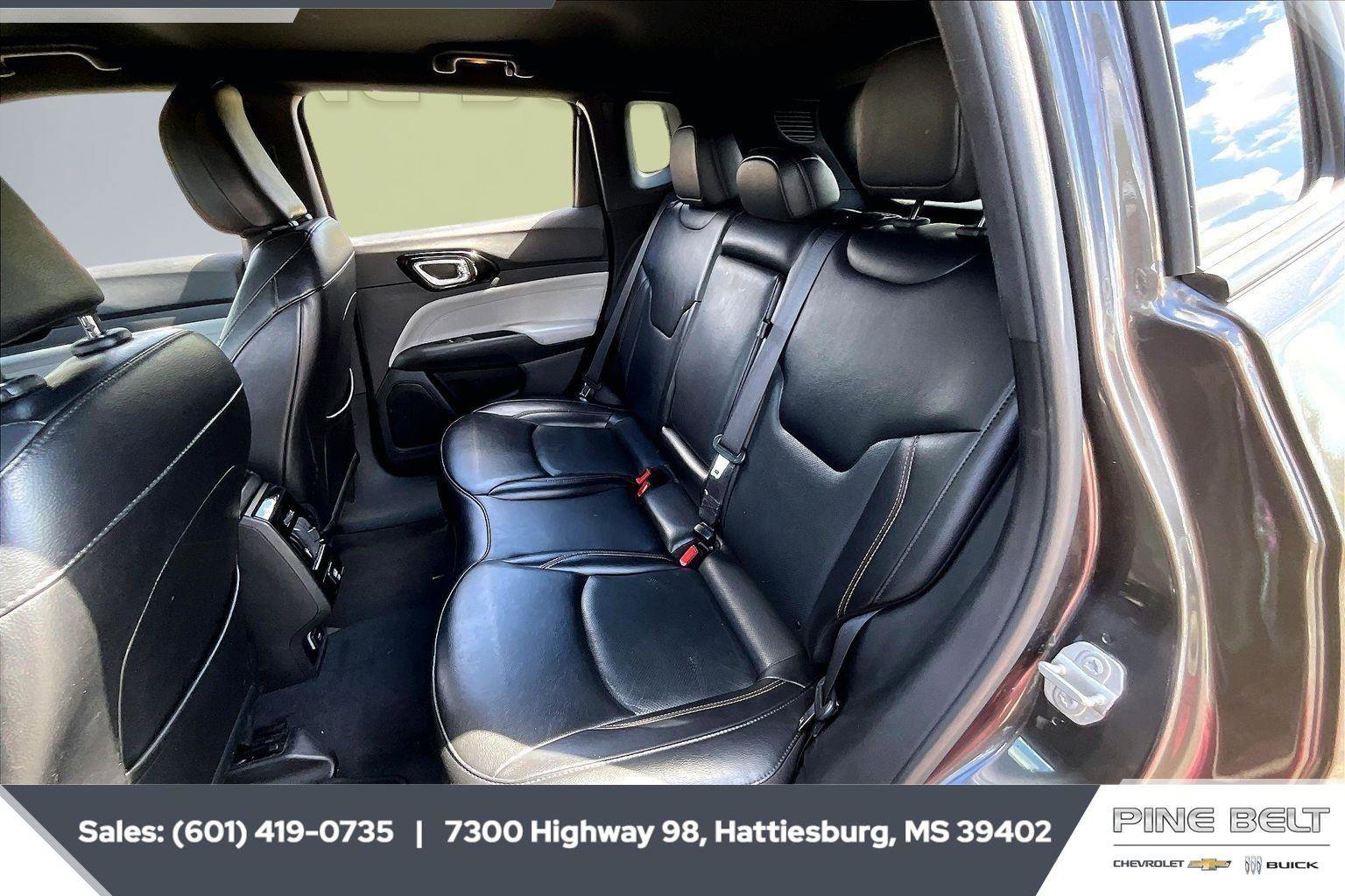 Used 2023 Jeep Compass Limited image 19
