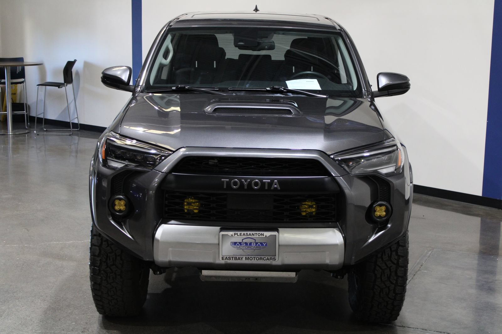 Used 2020 Toyota 4Runner TRD Off-Road Premium w/ Moonroof Package AWD/4WD image 9