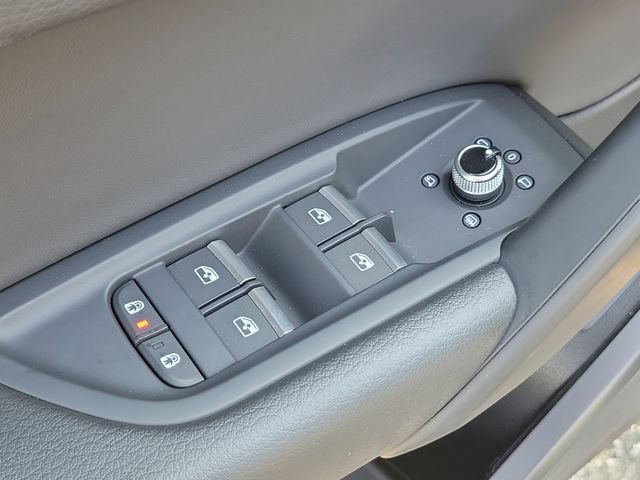 Used 2024 Audi Q5 2.0T Premium AWD/4WD image 25