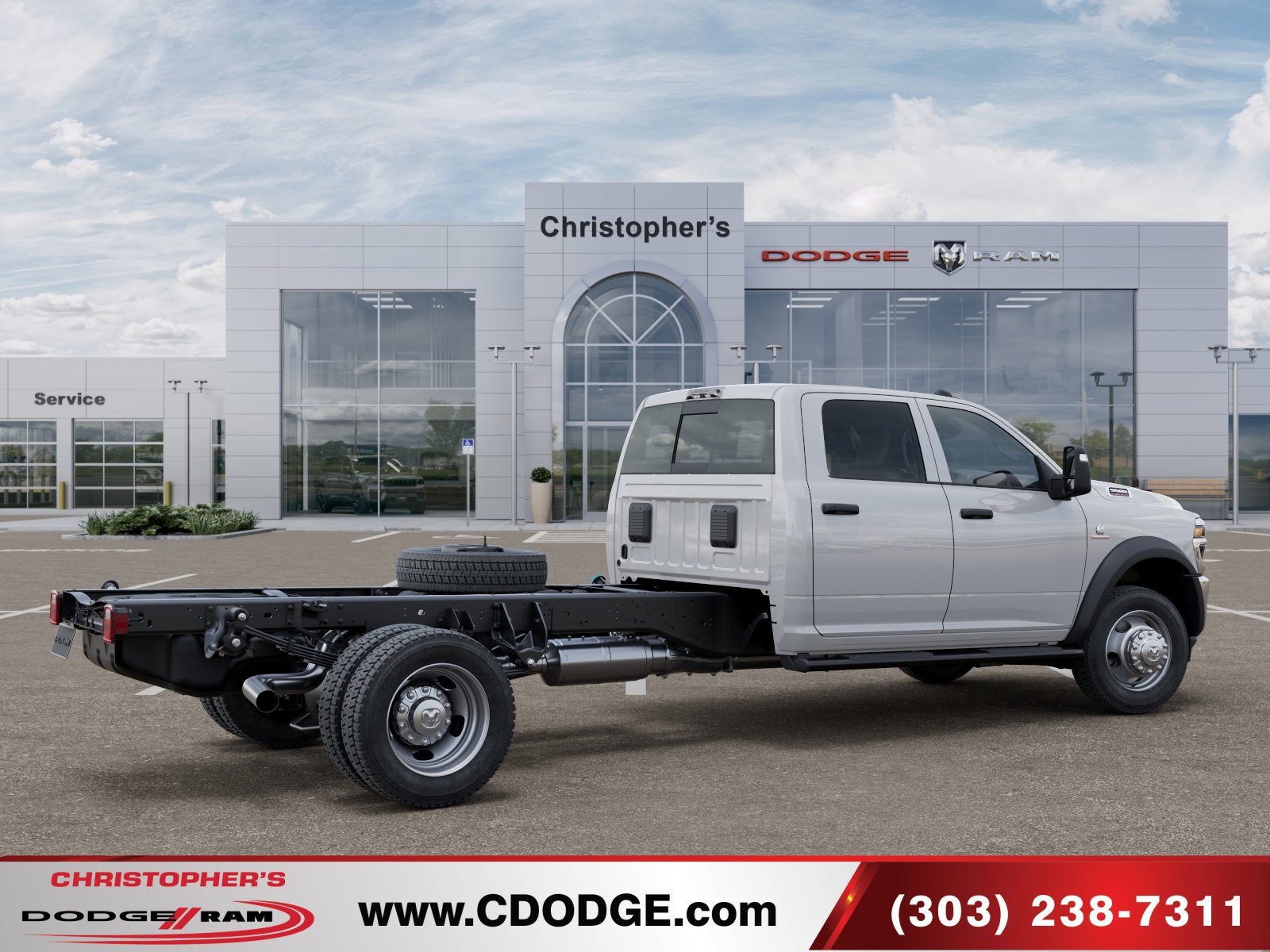 New 2026 RAM 5500 Tradesman AWD/4WD image 4