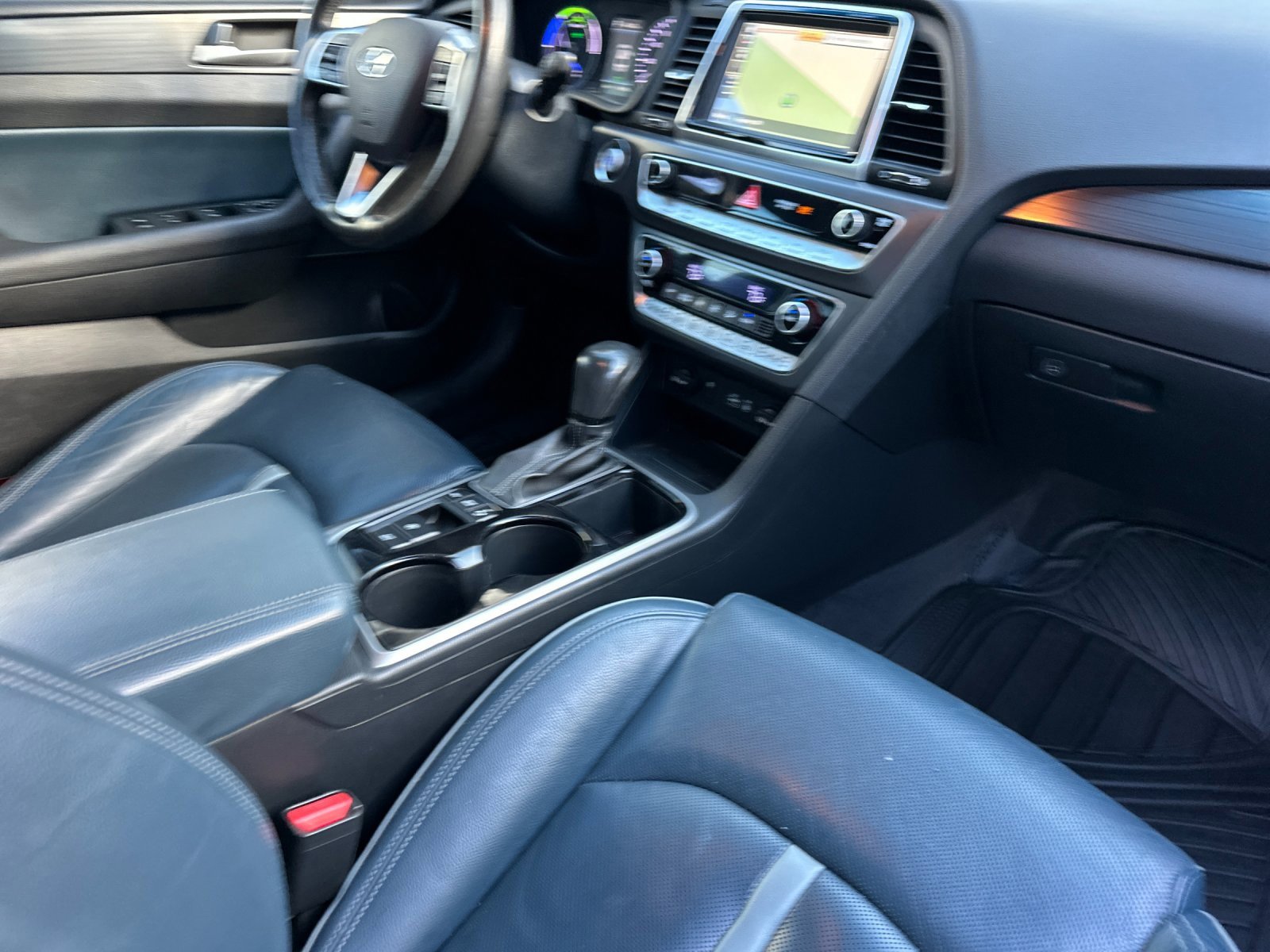 Used 2019 Hyundai Sonata Limited image 14