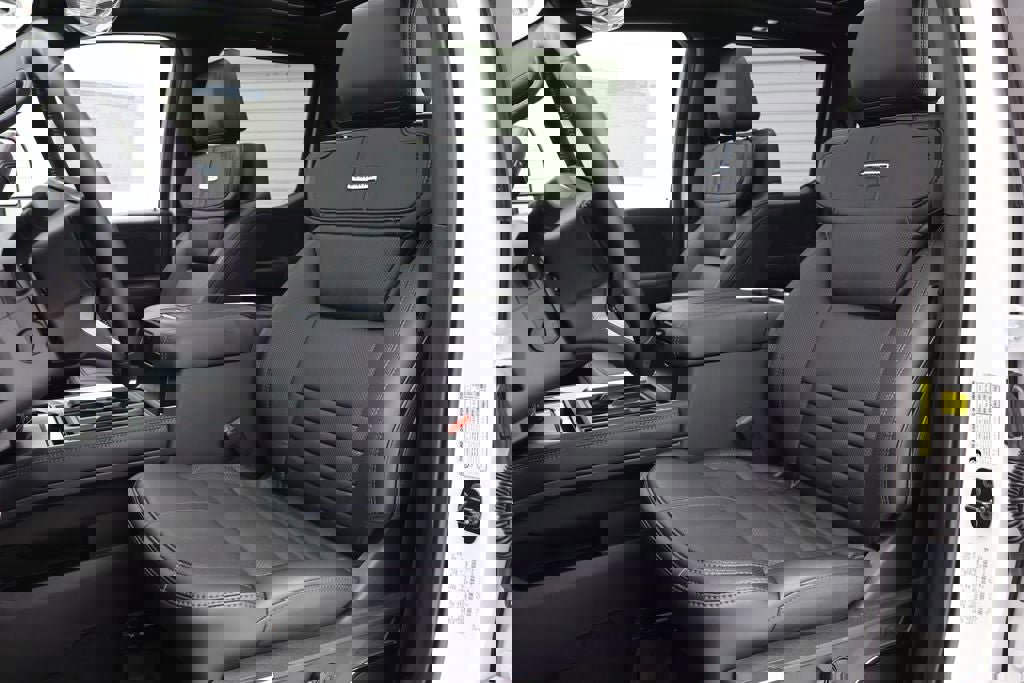 New 2026 Ford F250 Platinum image 19