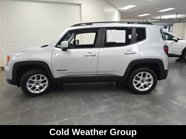 Used 2019 Jeep Renegade Latitude w/ Cold Weather Group AWD/4WD image 3