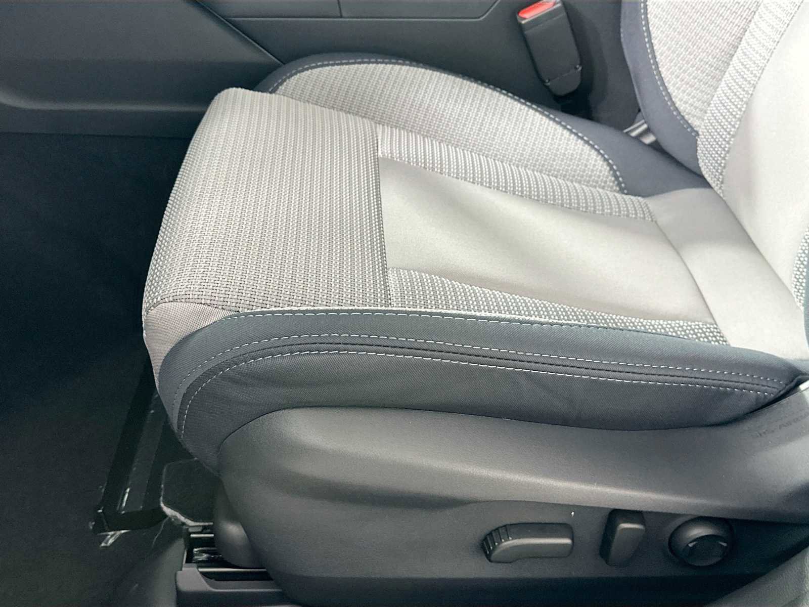 Certified 2025 Subaru Outback Premium w/ Popular Package #1A image 18