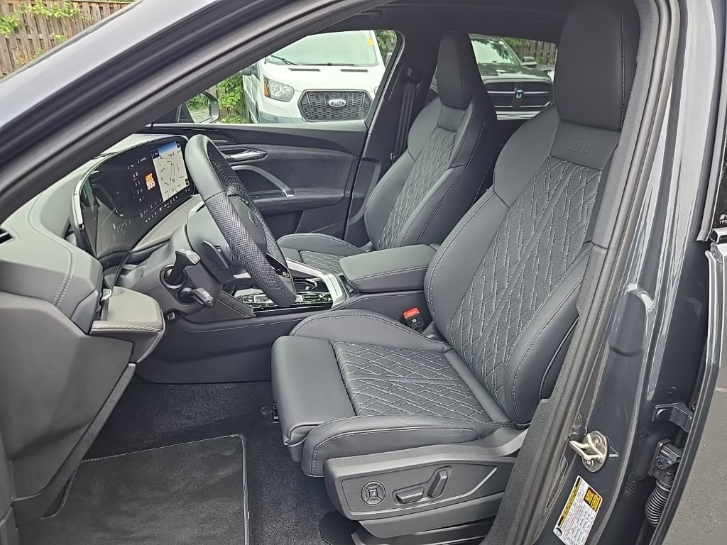 Used 2025 Audi SQ5 Premium Plus w/ Premium Plus Package AWD/4WD image 15