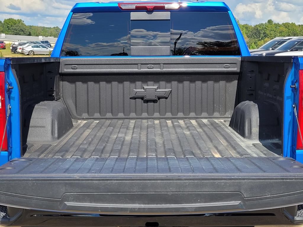 Used 2025 Chevrolet Silverado 1500 ZR2 AWD/4WD image 9