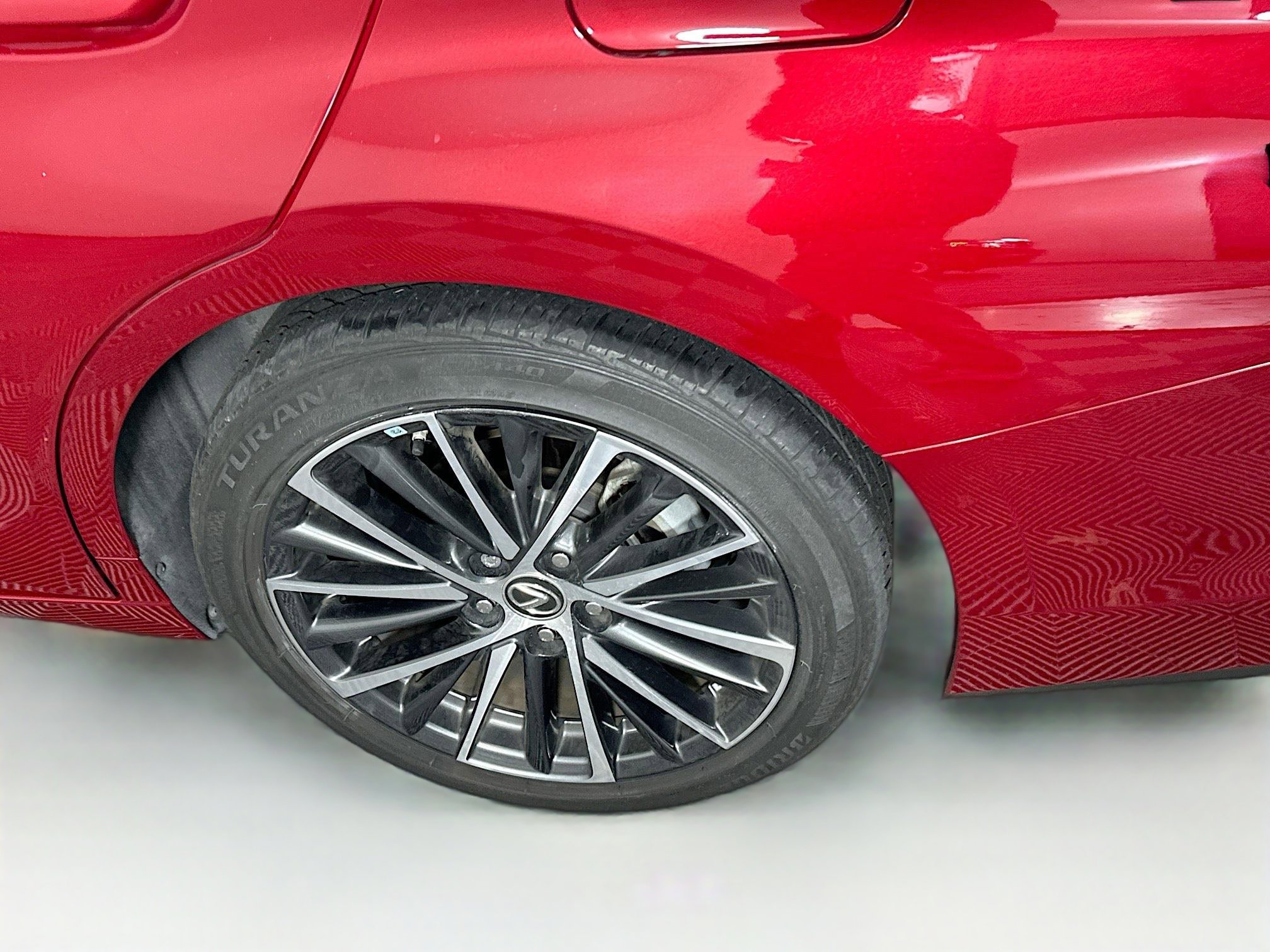 Used 2022 Lexus ES 350 w/ Premium Package image 11