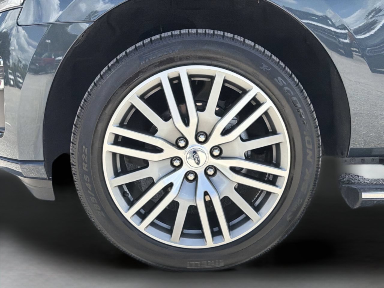 Used 2022 Ford Expedition Max Platinum RWD image 36