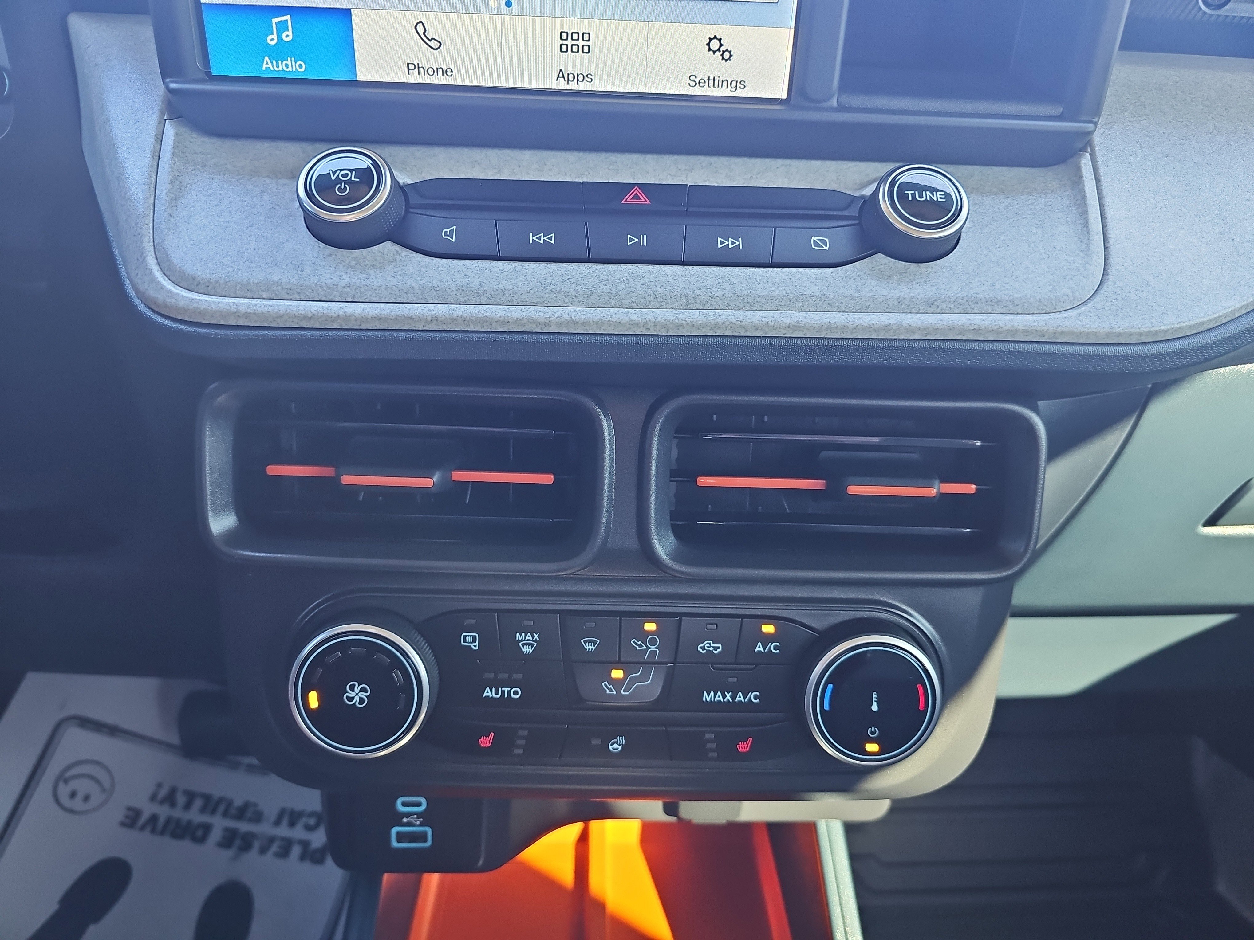 Used 2024 Ford Maverick XLT w/ XLT Luxury Package image 30