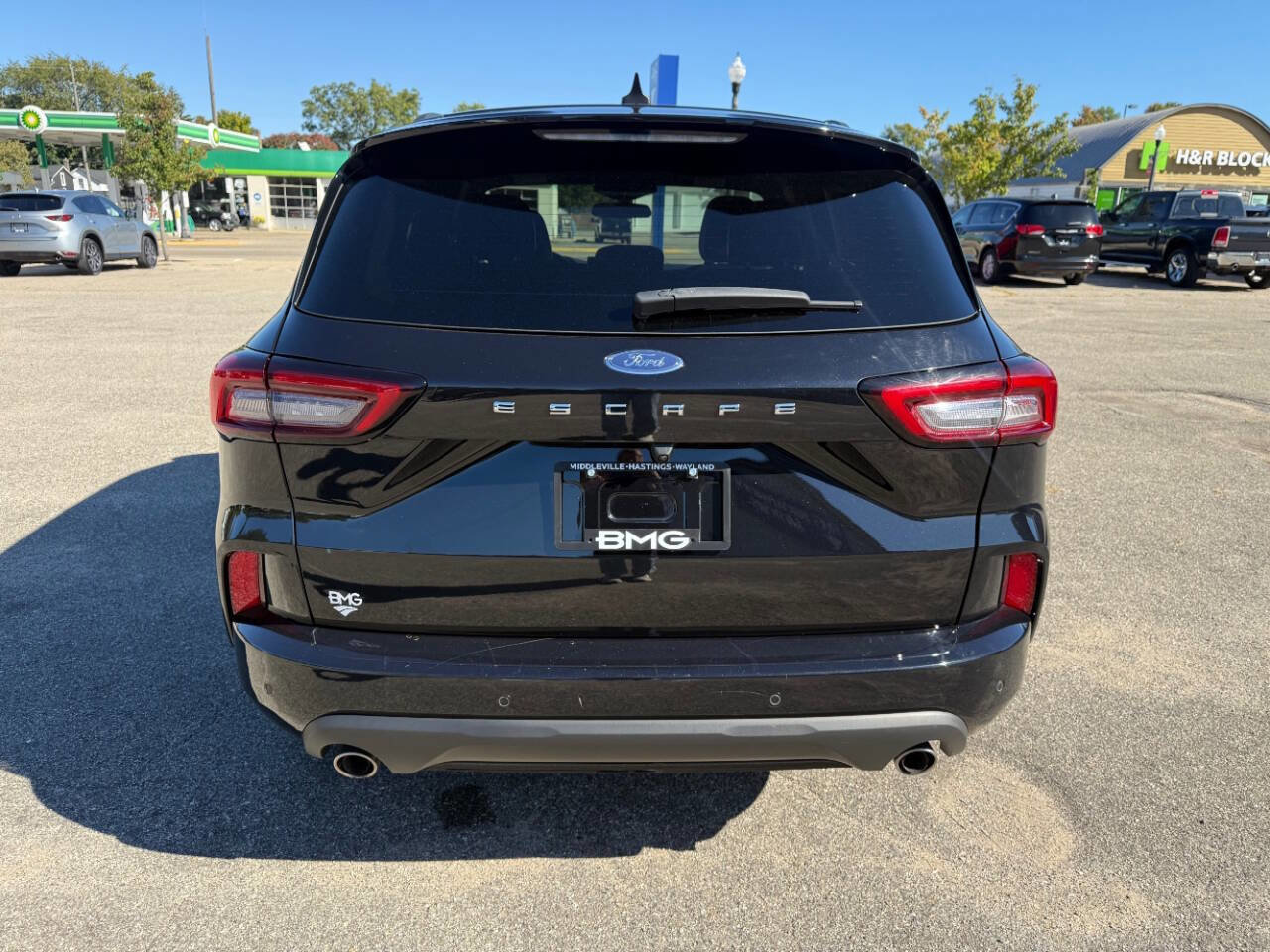 Used 2023 Ford Escape ST-Line w/ Tech Pack #1 image 4