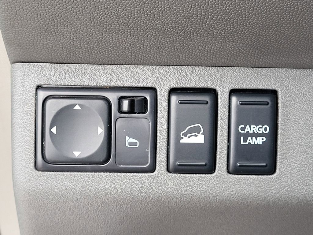 Used 2017 Nissan Frontier SV image 19