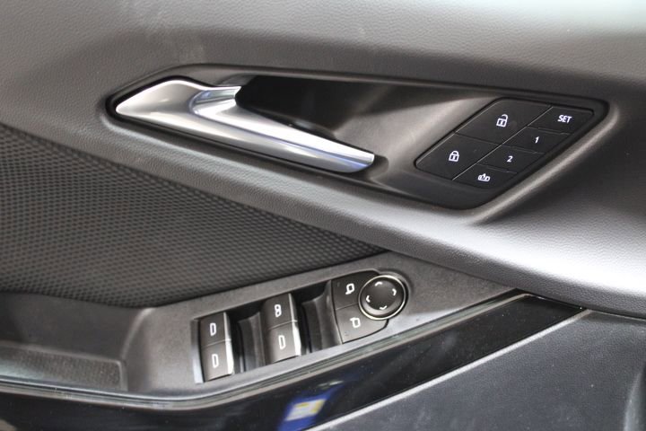 New 2026 Chevrolet Equinox RS w/ Convenience Package III image 17