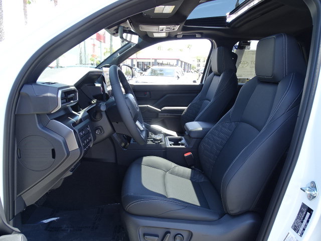 New 2026 Toyota 4Runner TRD Off-Road Premium w/ Tow Technology Package AWD/4WD image 10