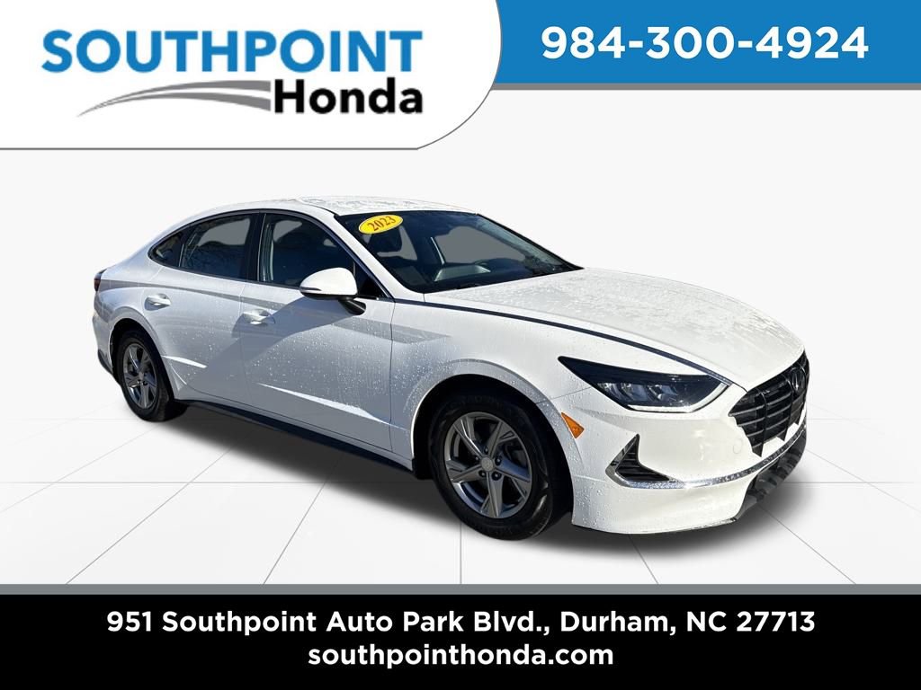 Used 2023 Hyundai Sonata SE image 1