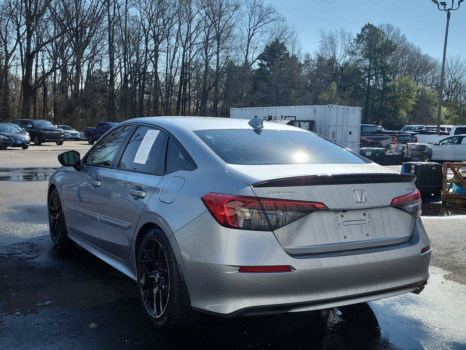 Used 2024 Honda Civic Sport image 3