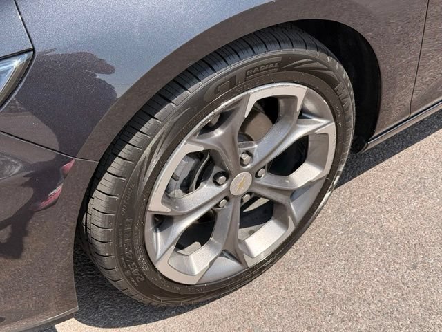 Used 2023 Chevrolet Malibu LT FWD image 12