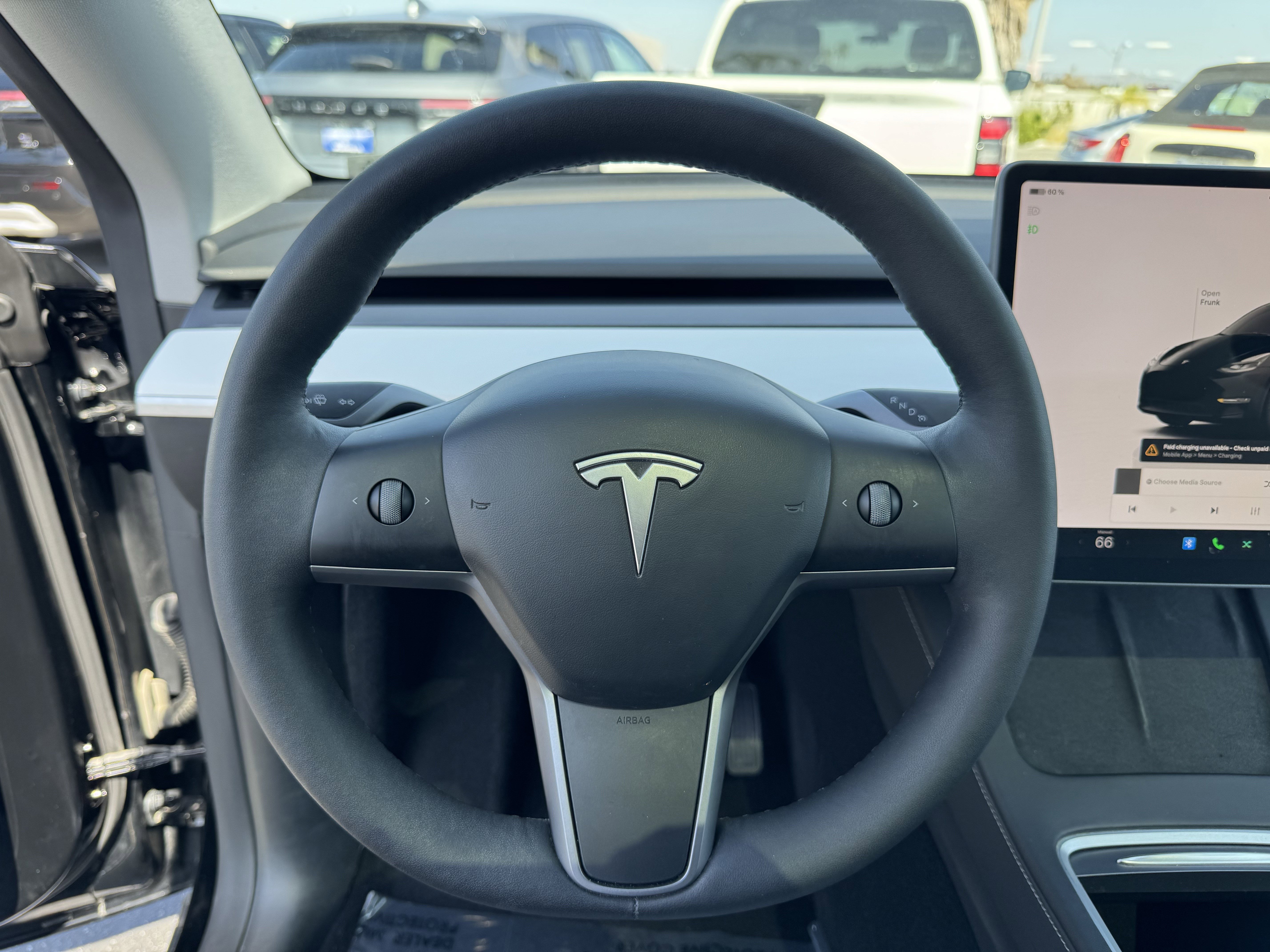 Used 2024 Tesla Model Y Long Range AWD/4WD image 23