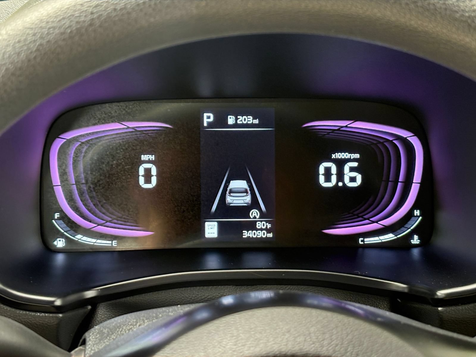 Used 2025 Kia Soul LX w/ LX Technology Package FWD image 38