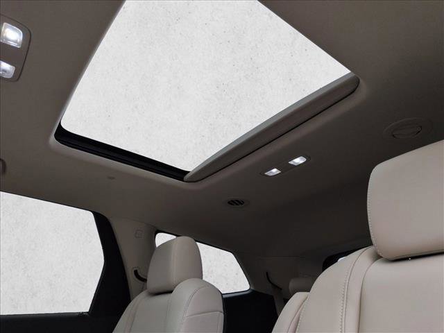 Used 2023 Buick Enclave Essence w/ Experience Buick Package image 20