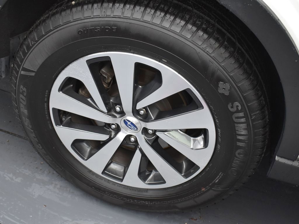 Used 2022 Subaru Outback Premium image 28