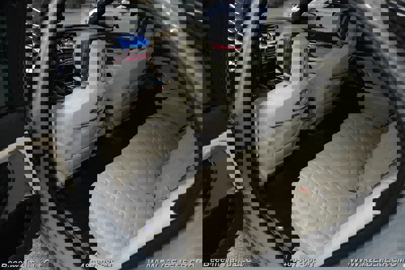 Used 2023 BMW 740i w/ Parking Assistance Package RWD image 23