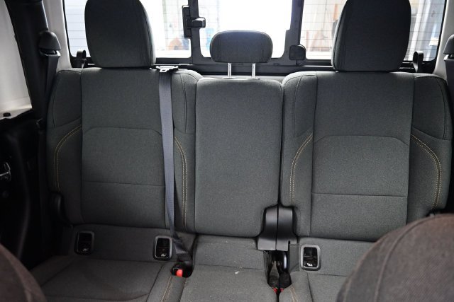 Used 2025 Jeep Gladiator Sport AWD/4WD image 36