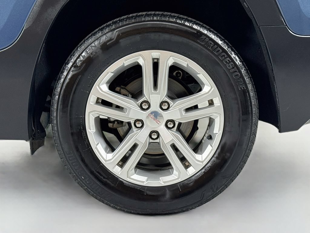 Used 2024 GMC Terrain SLE AWD/4WD image 9