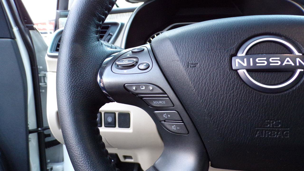 Used 2023 Nissan Murano SL w/ SL Moonroof Package AWD/4WD image 16