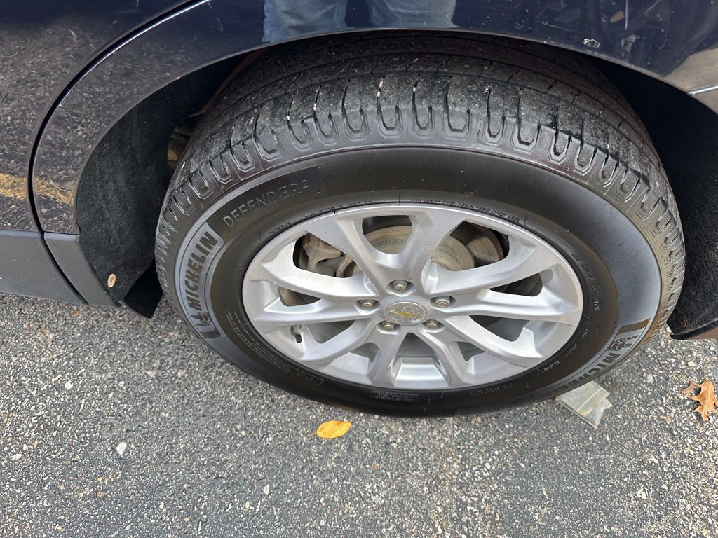 Used 2021 Chevrolet Equinox LT AWD/4WD image 19
