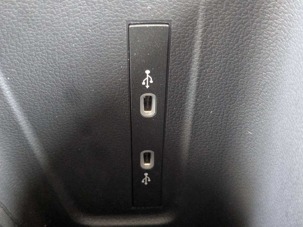 Certified 2025 Volkswagen Tiguan SE FWD image 21