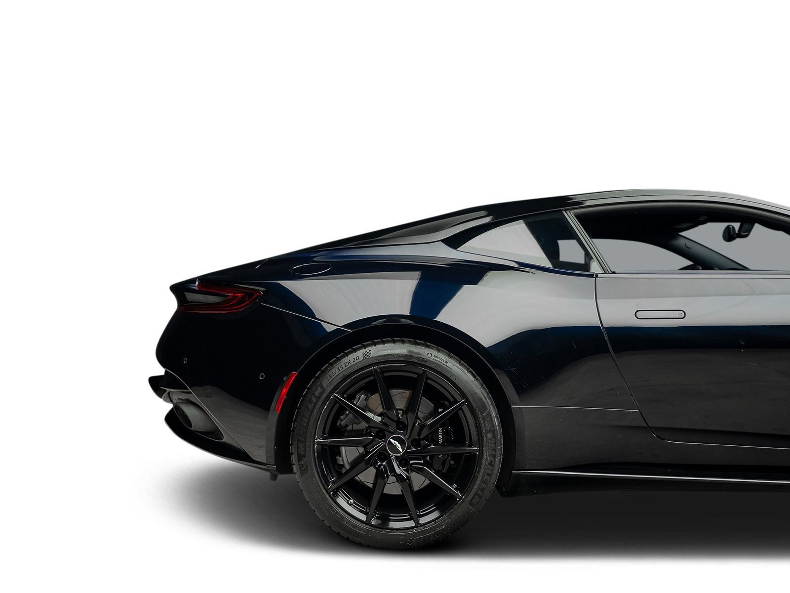Used 2017 Aston Martin DB11 V12 RWD image 27