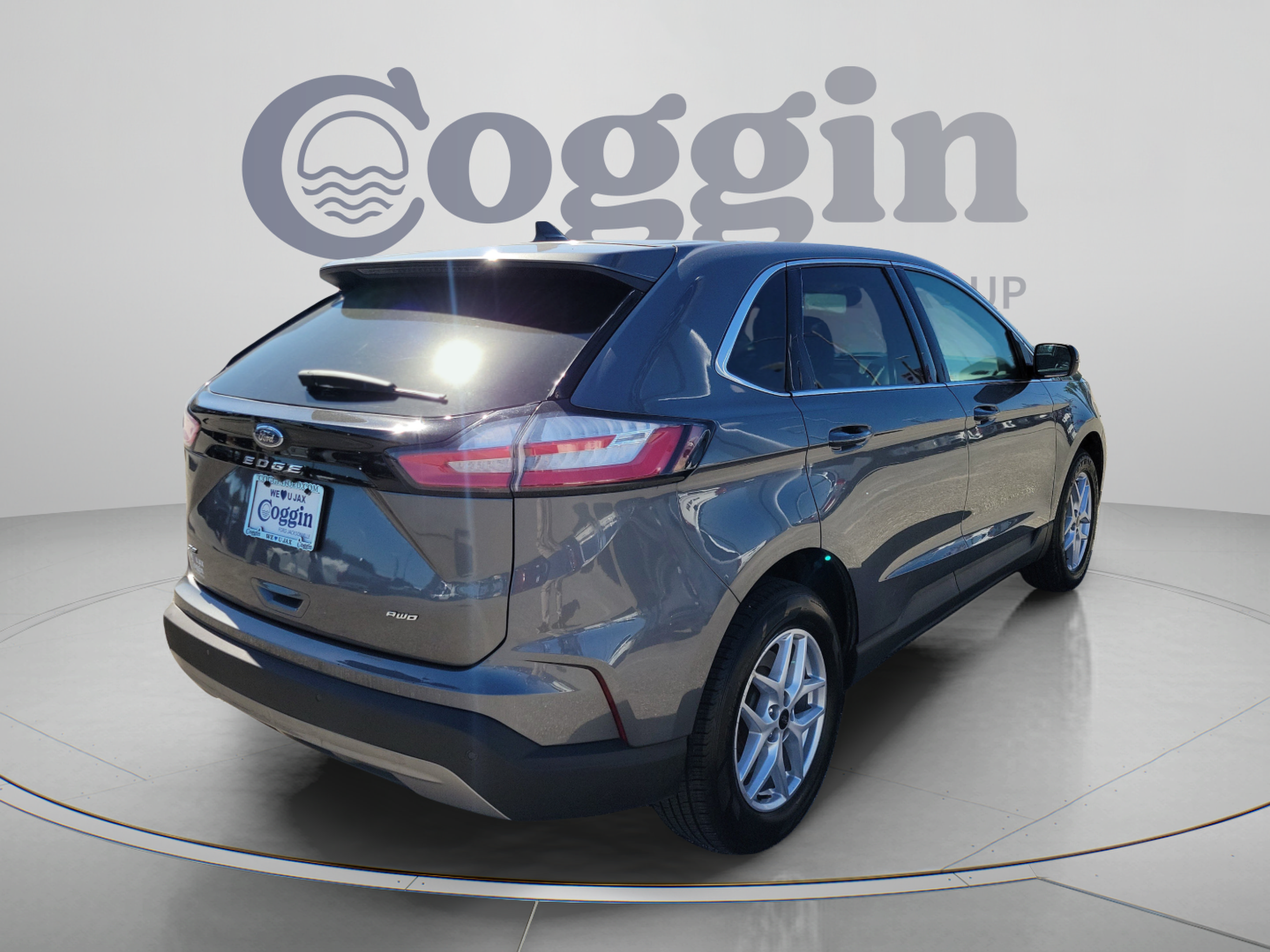 Used 2024 Ford Edge SEL AWD/4WD image 3