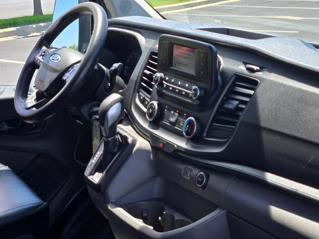 Used 2020 Ford Transit 250 Low Roof RWD image 7