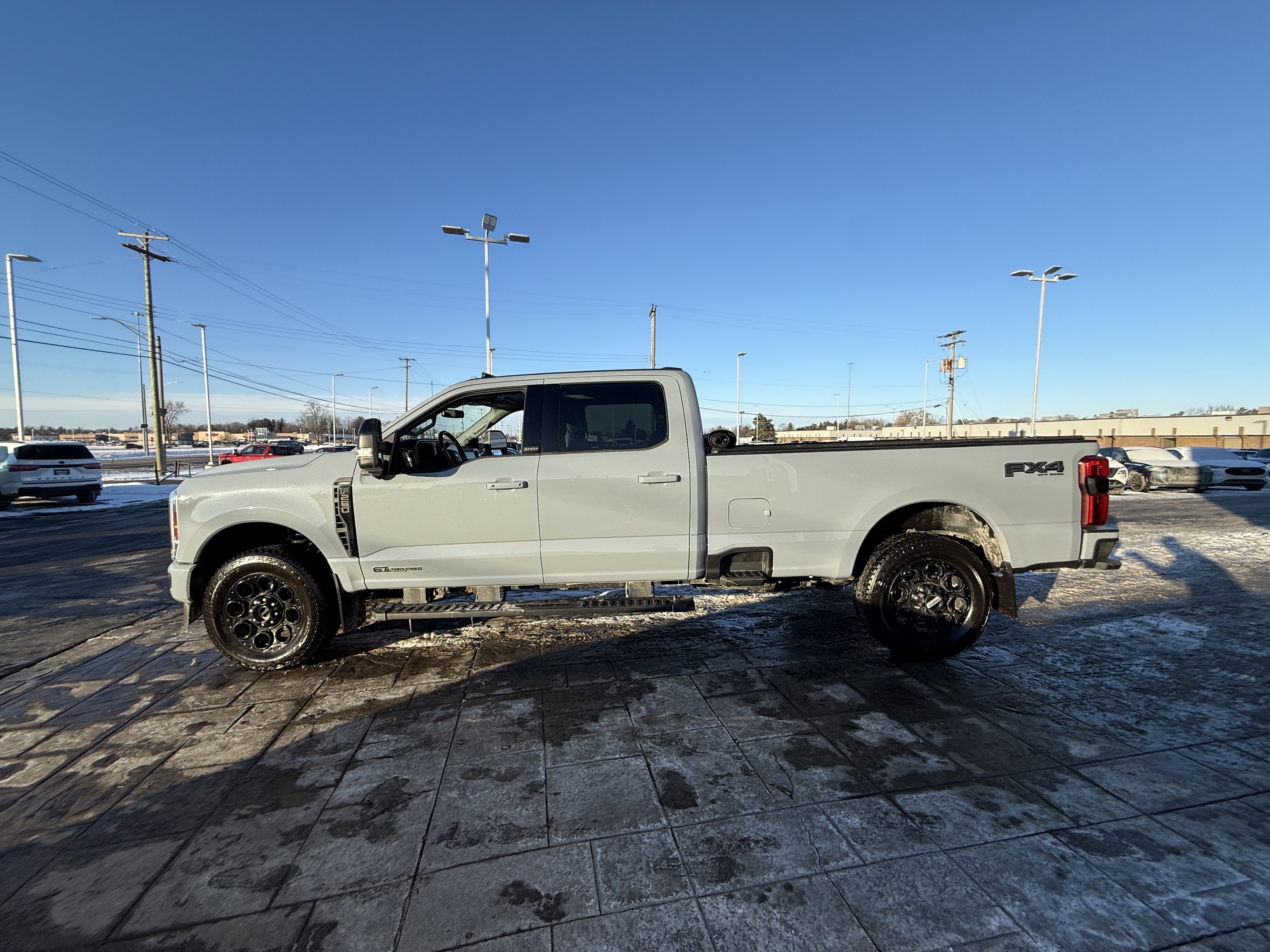 Used 2025 Ford F250 Lariat w/ Lariat Ultimate Package image 4