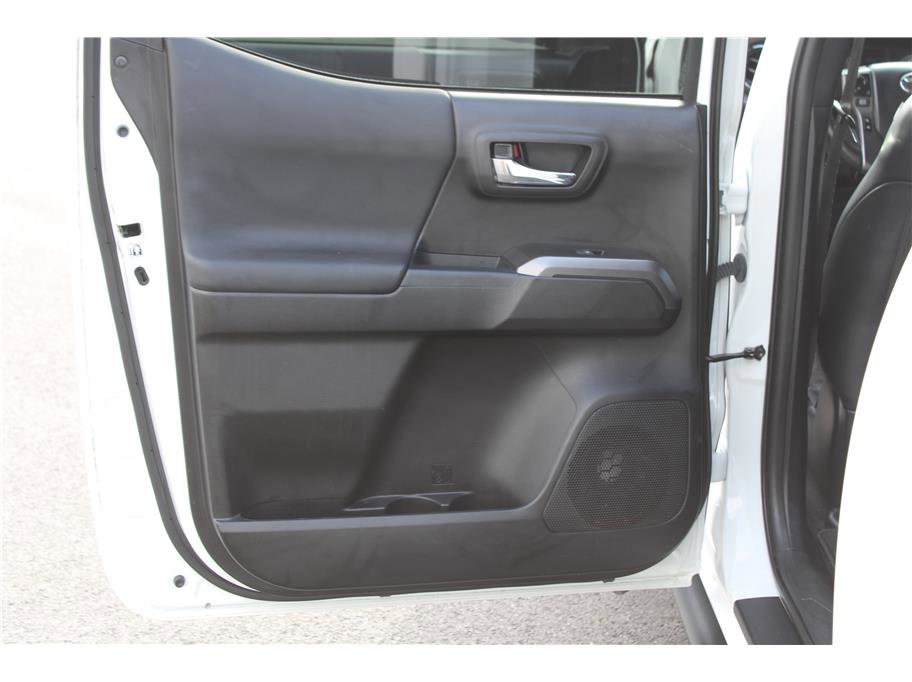 Used 2019 Toyota Tacoma TRD Pro AWD/4WD image 10