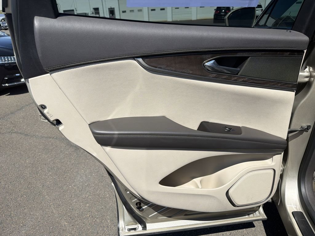 Used 2017 Lincoln MKX Reserve w/ Lincoln MKX Climate Package image 12