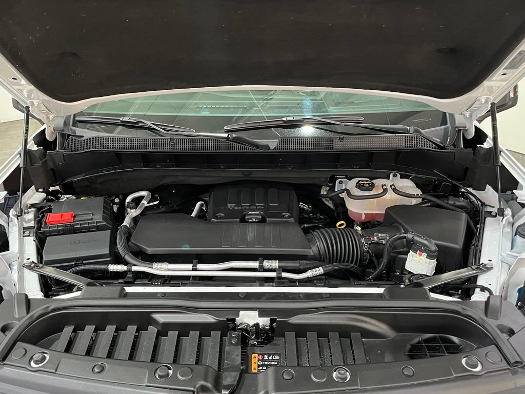 Certified 2024 Chevrolet Silverado 1500 LT AWD/4WD image 6