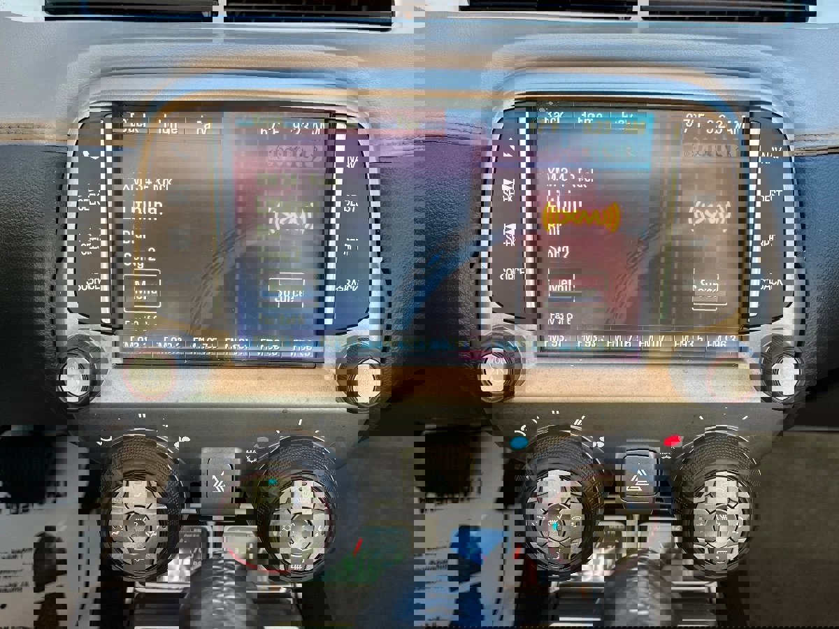 Used 2014 Chevrolet Camaro SS image 13