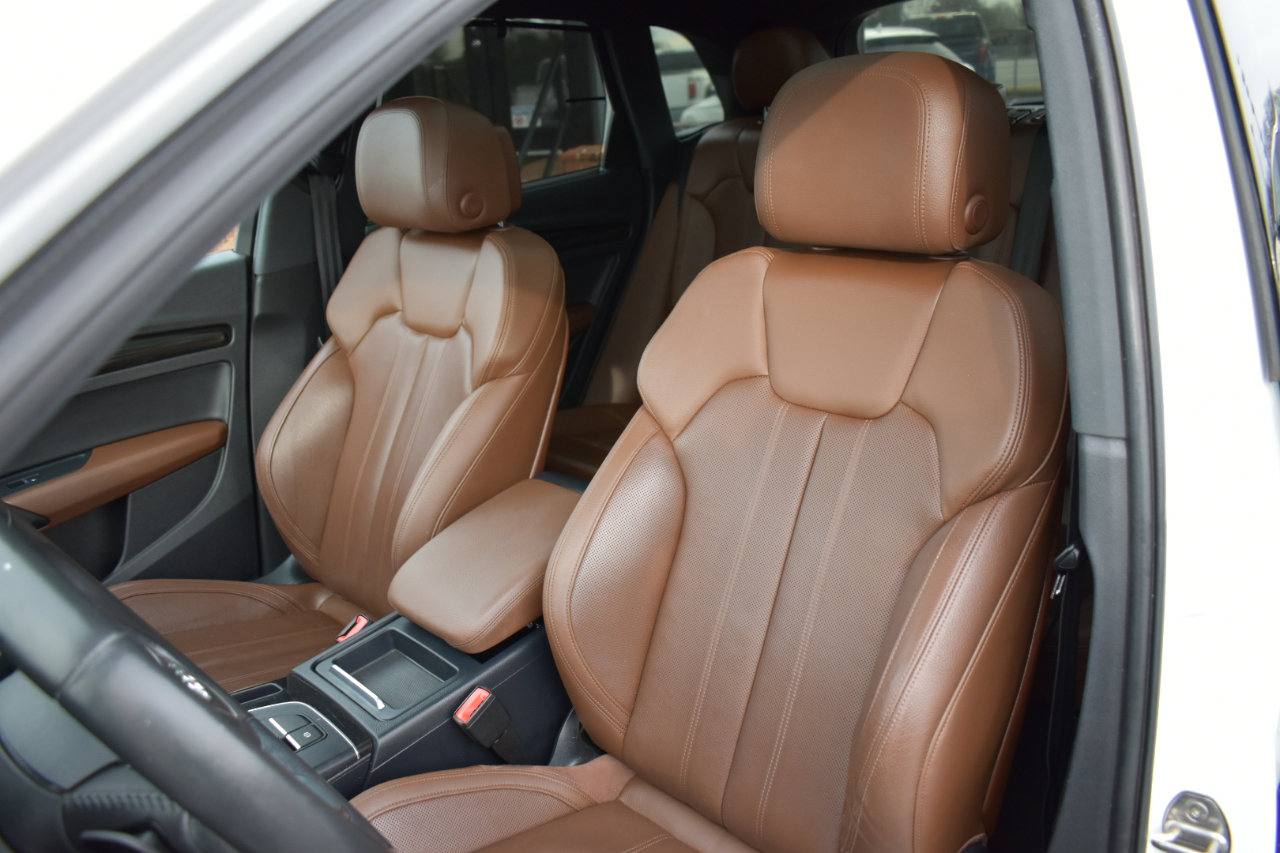 Used 2018 Audi Q5 2.0T Premium Plus w/ Premium Plus Package image 24