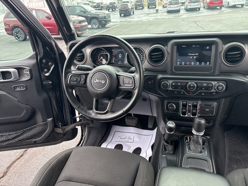 Used 2023 Jeep Gladiator Willys image 27