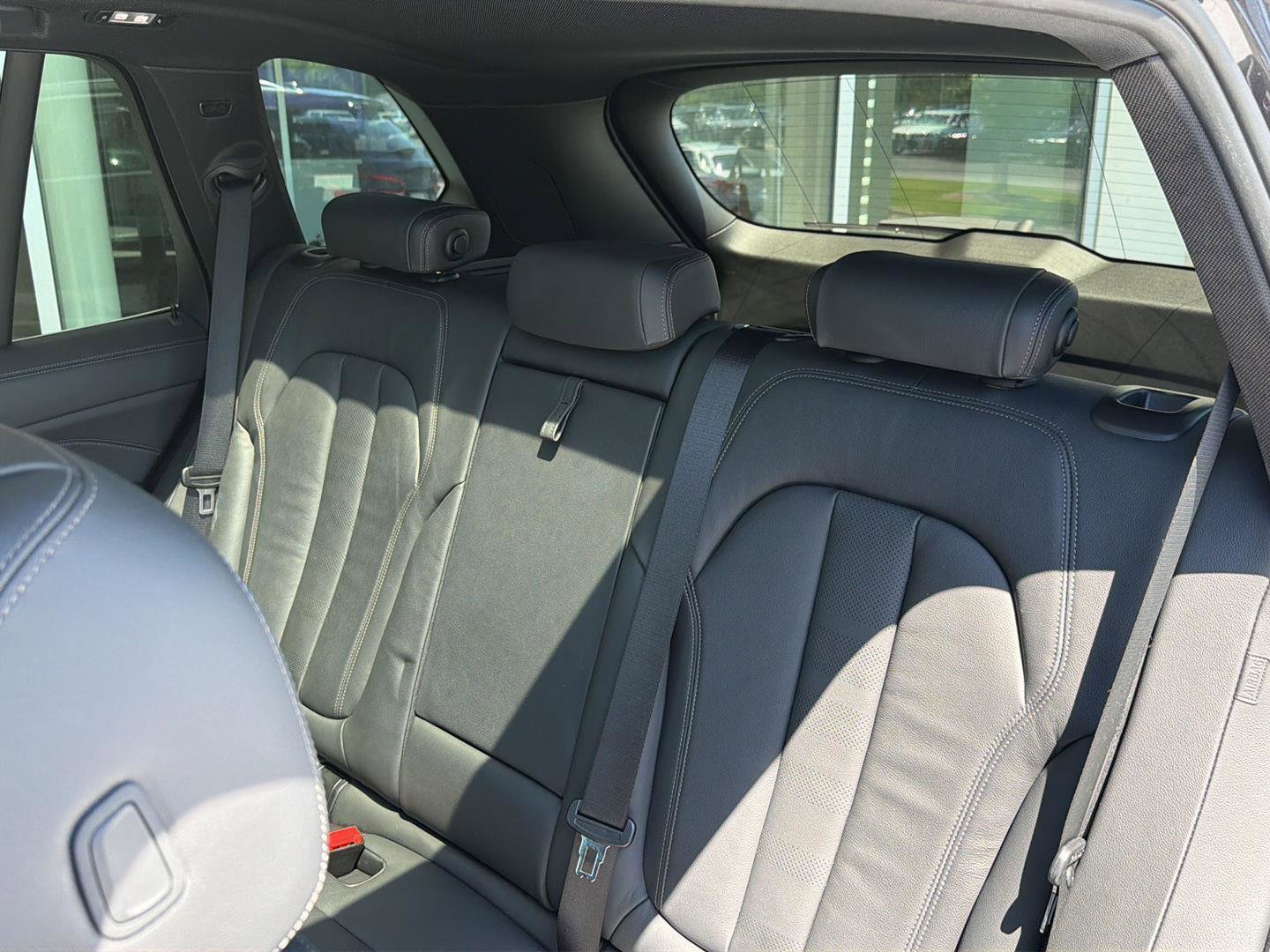 Used 2019 BMW X5 xDrive40i w/ Premium Package 2 AWD/4WD image 31