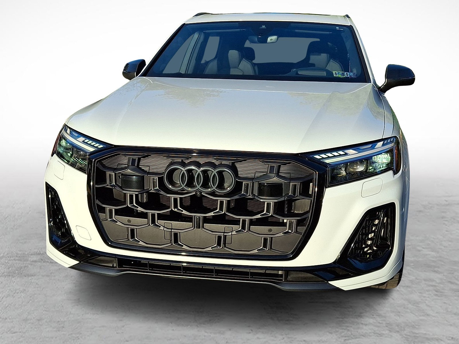 Used 2025 Audi SQ7 Prestige image 2