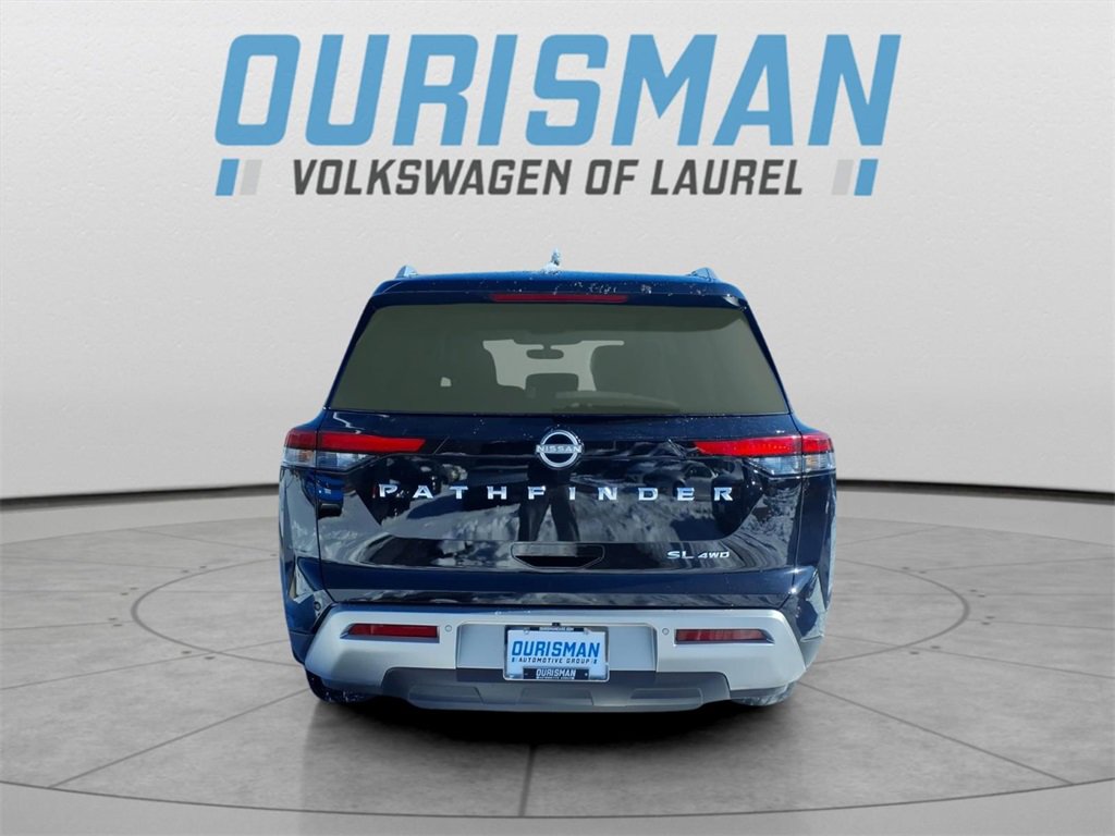Used 2024 Nissan Pathfinder SL image 3