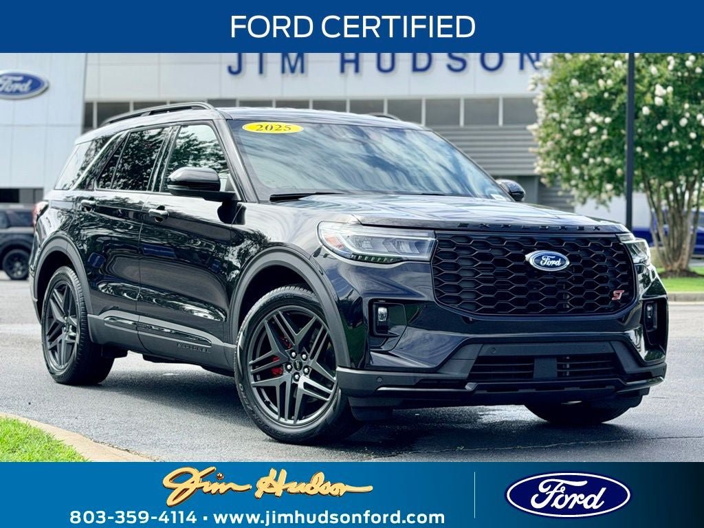 Certified 2025 Ford Explorer ST RWD image 1