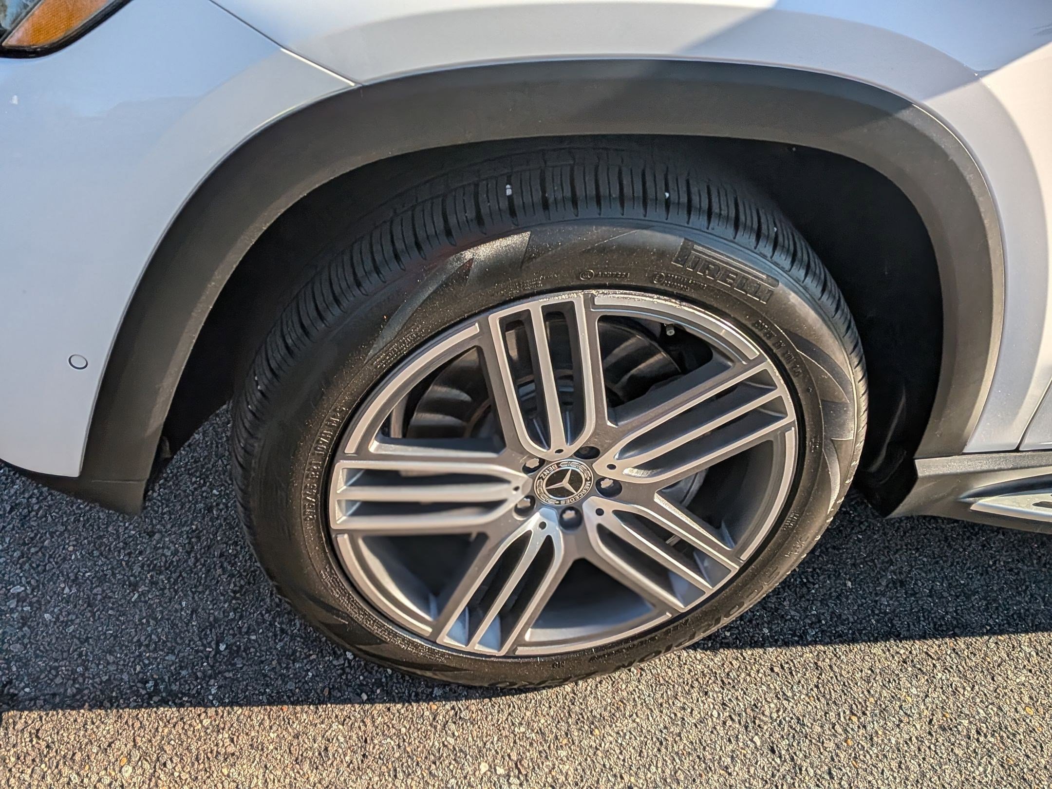 Certified 2025 Mercedes-Benz GLS 450 4MATIC image 10