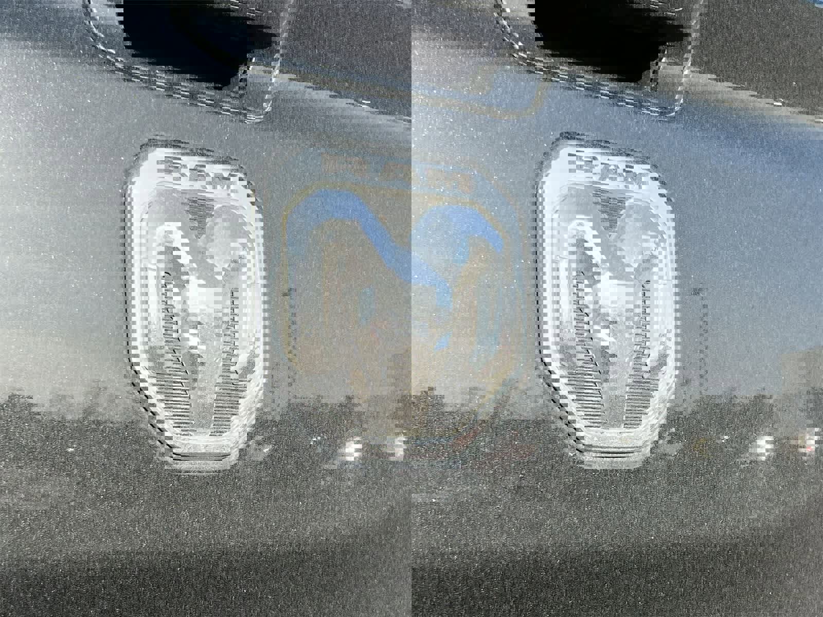 Used 2020 RAM 1500 Laramie w/ Sport Appearance Package image 12