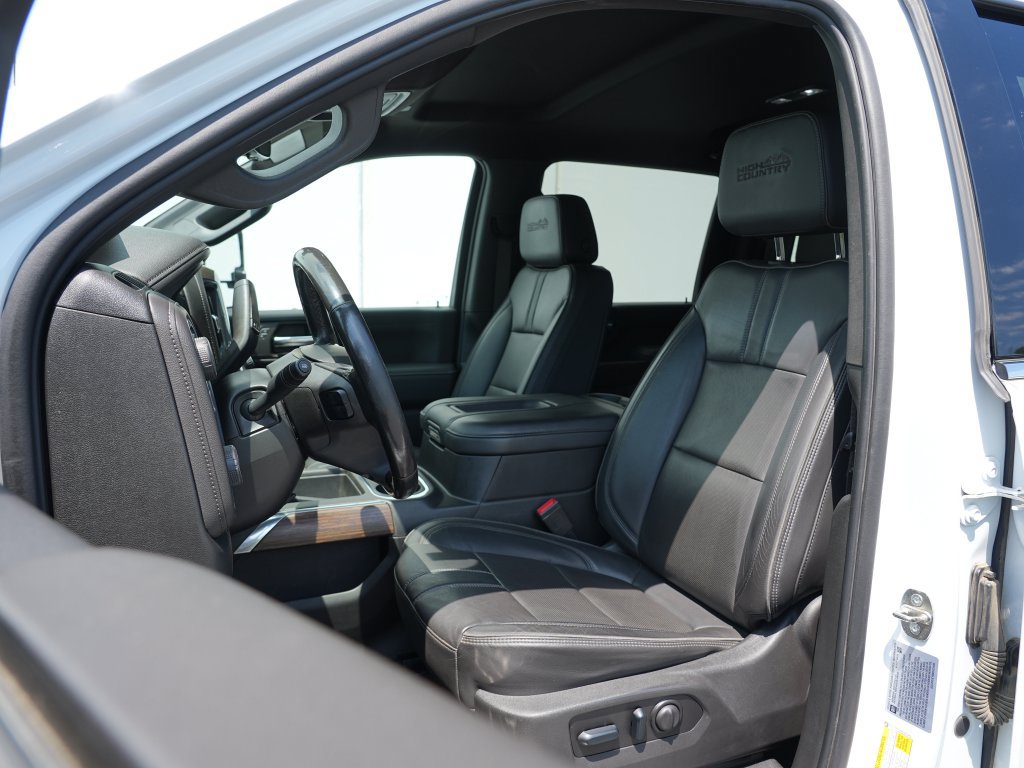 Certified 2022 Chevrolet Silverado 3500 High Country w/ Z71 Off-Road Package AWD/4WD image 13