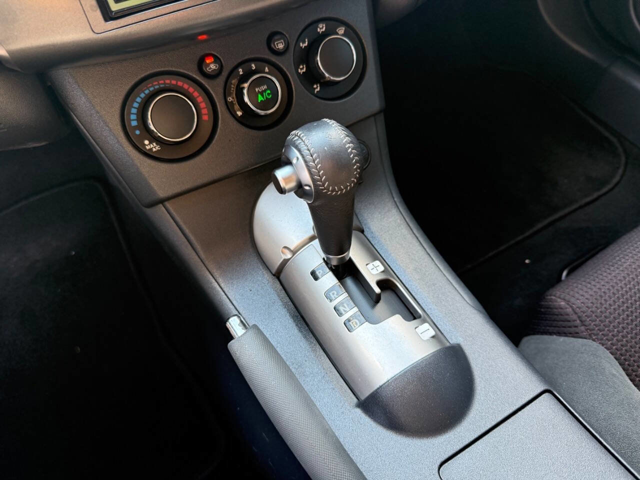 Used 2009 Mitsubishi Eclipse GS image 17